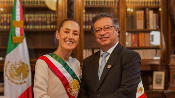  Presidenta de México, aliada del colombiano Petro, no irá a reunión urgente para tratar crisis con Trump