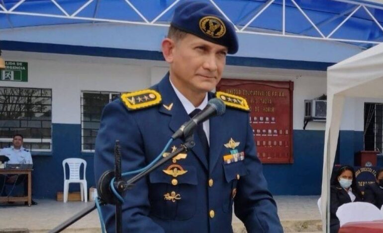  Jefe militar ecuatoriano asesinado por sicarios