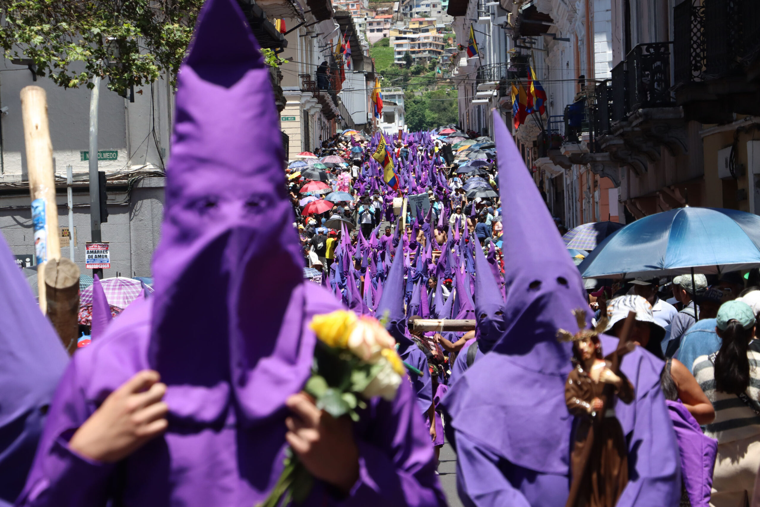 Multitudinarias procesiones de Jesús del Gran Poder y Cristo del Consuelo este Viernes Santo