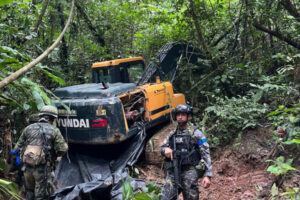 Las FFAA. : Ejecutaron una operación militar en el sector de Mina Vieja
