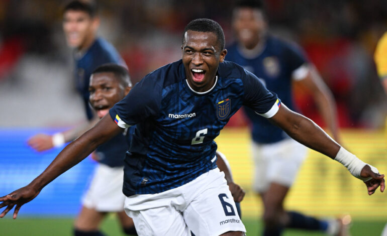 PSG el equipo de William Pacho clasifica a la final de la Champions League