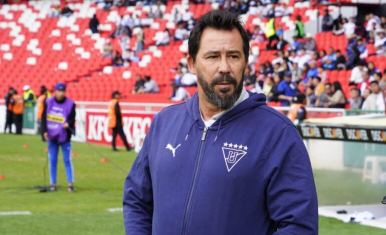  «Vitamina» Sánchez renunciará a Liga de Quito si no clasifica a los octavos de final de Copa Libertadores