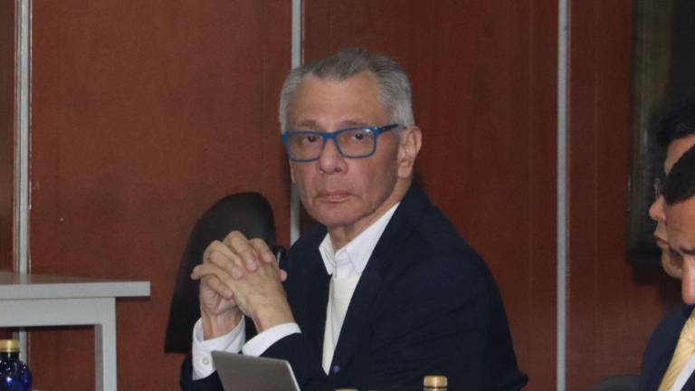 Trece años de cárcel para Jorge Glas y Carlos Bernal por el caso «Reconstrucción de Manabí»
