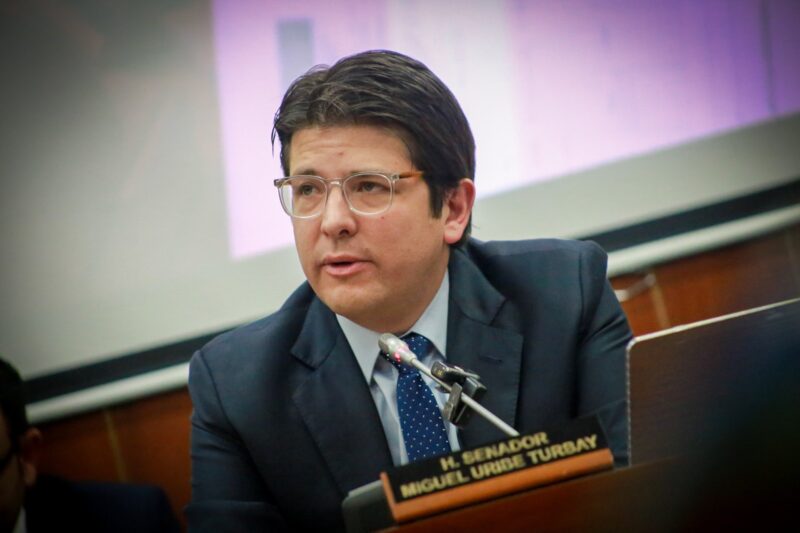 Colombia solicitará apoyo a Venezuela para capturar a exguerrilleros por asesinato de Miguel Uribe Turbay