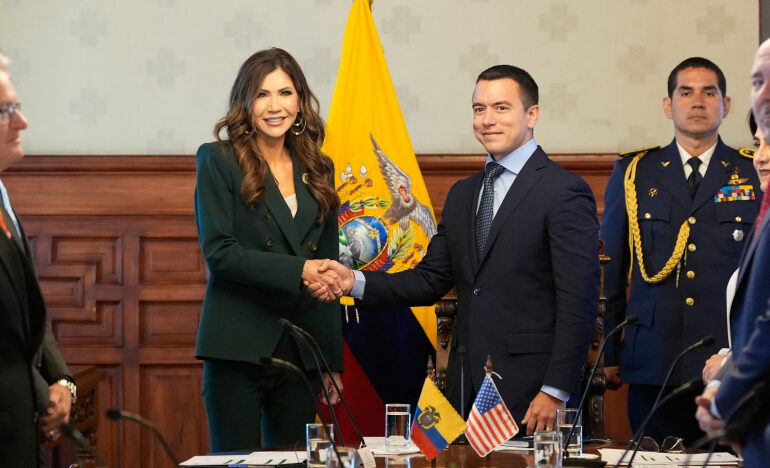 Encuentro clave entre Daniel Noboa y Kristi Noem