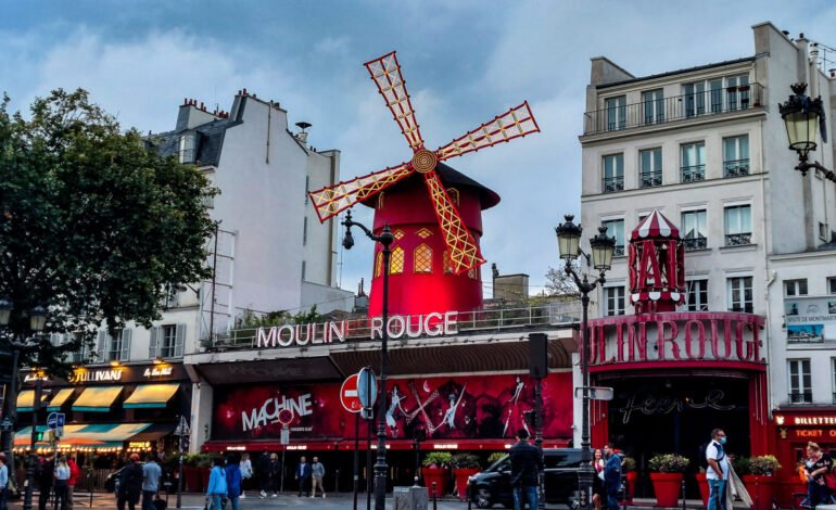 Moulin Rouge : El cabaret más famoso del mundo volverá a funcionar