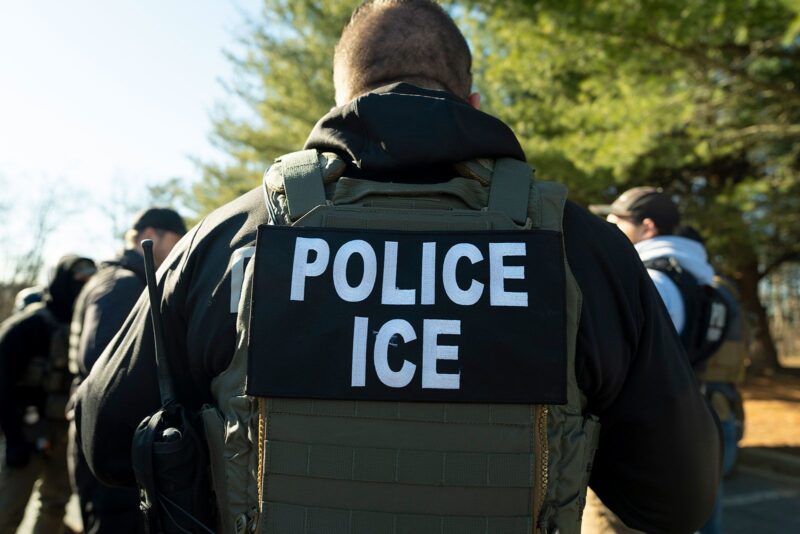 ICE supera las 10.000 detenciones en cinco días tras reforzar operativos en Estados Unidos, según NYT