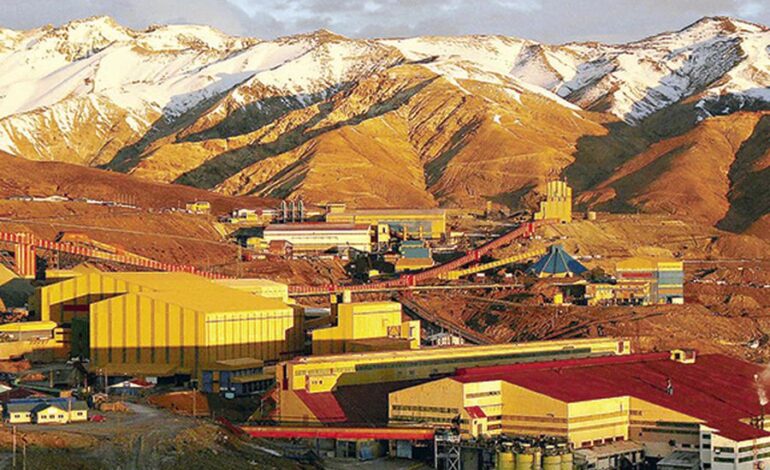 Chile: Hallados muertos los cinco mineros tras el derrumbe en la mina El Teniente