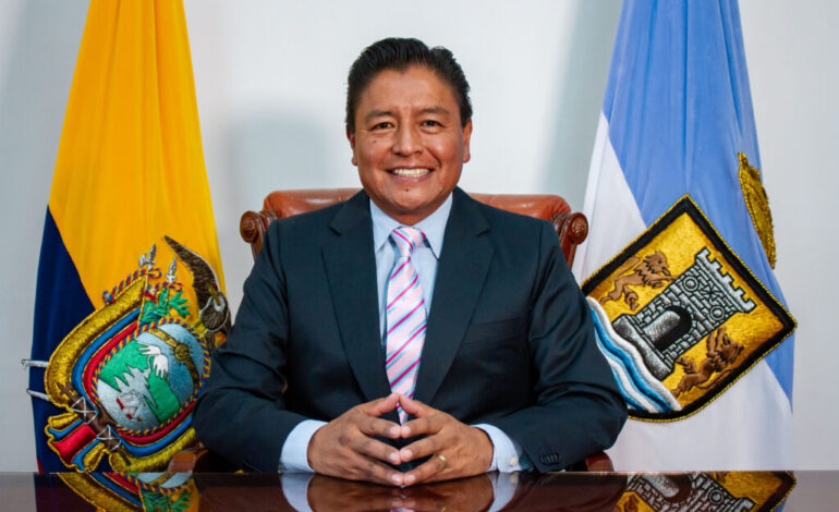 Alcalde de Rumiñahui, Fabián Iza es destituido por el Concejo municipal