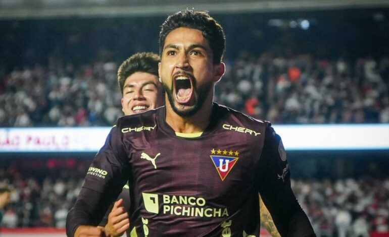 Histórico triunfo de Liga Deportiva Universitaria en Brasil, clasificó a semifinales