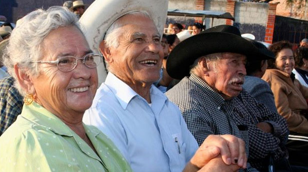 Por fin! Gobierno anuncia devolución del IVA a grupos prioritarios