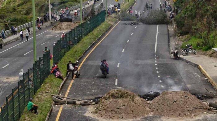 Bloqueo de vias en cinco provincias este martes 30 de septiembre