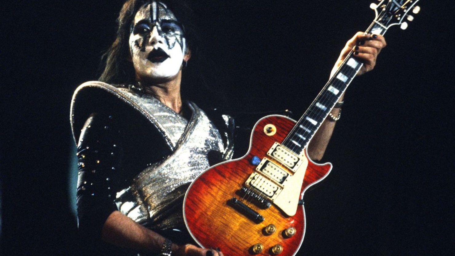 Murió Ace Frehley, integrante de Kiss; se conoció la causa de su deceso, luto en el rock