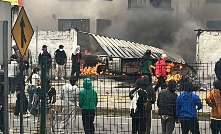 5.000 militares más llegarán a Otavalo, continúan los enfrentamientos