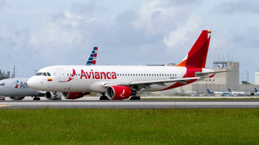 Maxima alerta en Venezuela: aerolíneas cancelan vuelos a Caracas tras advertencia de seguridad de EE. UU.