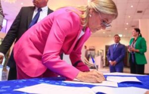 Varios personajes de la política nacional sufragaron este 16 de Noviembre