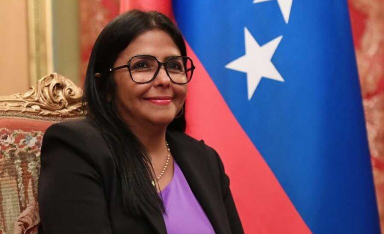  Delcy Rodríguez, vicepresidenta de Venezuela arremete contra Estados Unidos y salpica a Ecuador