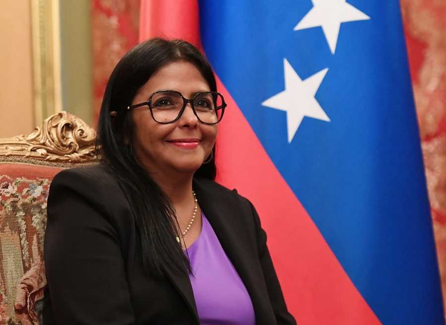 Delcy Rodríguez, vicepresidenta de Venezuela arremete contra Estados Unidos y salpica a Ecuador