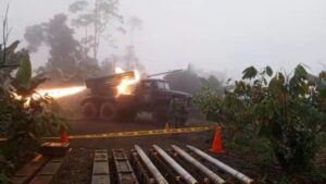 Los militares destruyen 12 hectáreas de minería ilegal en Azuay