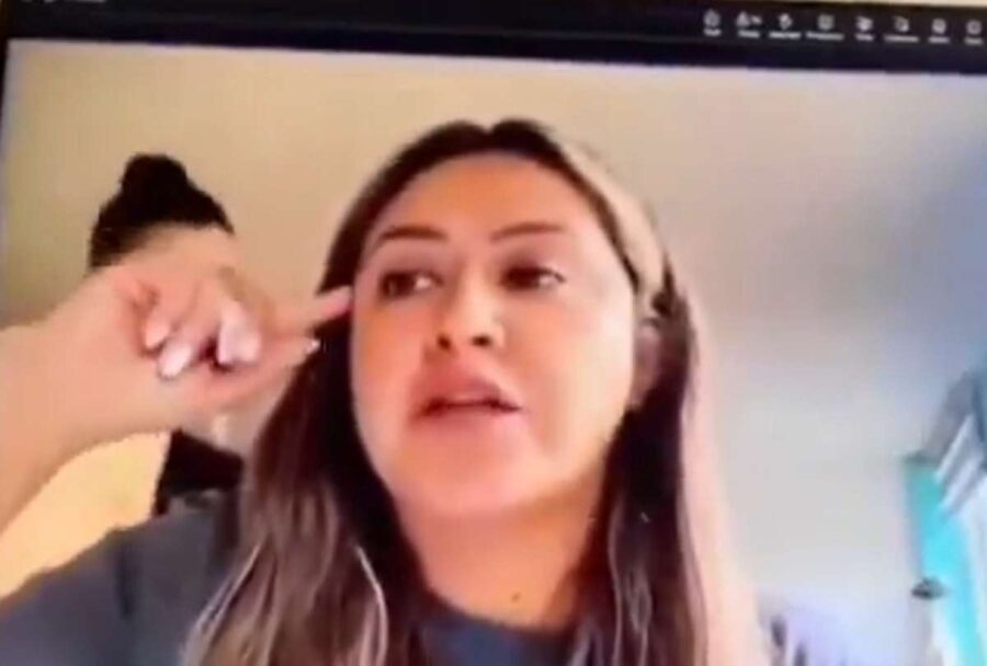 Momento bochornoso en el Concejo Metropolitano de Quito, apareció un hombre desnudo