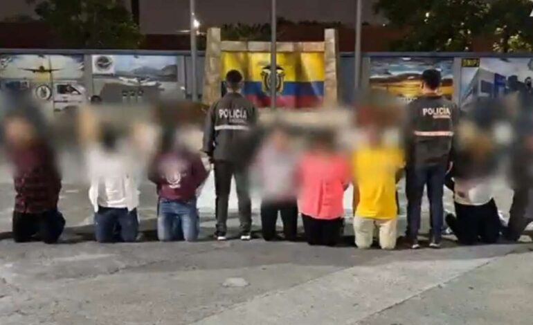  Gran Fénix 57 detuvo a ocho supuestos integrantes de una red transnacional de tráfico ilícito de migrante