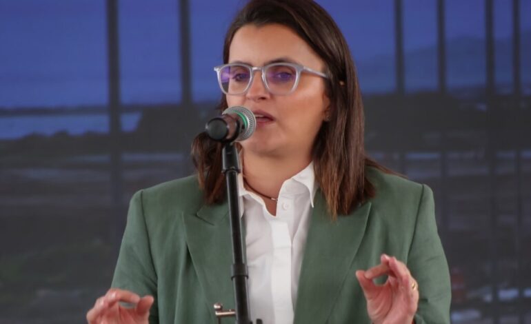 Crisis de Medicamentos: María José Pinto considera que esto se superará en el primer trimestre del próximo año