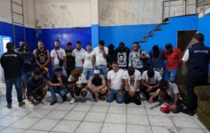 Policía realizo operativo «Pandora» en el centro de Guayaquil y detuvo 31 personas