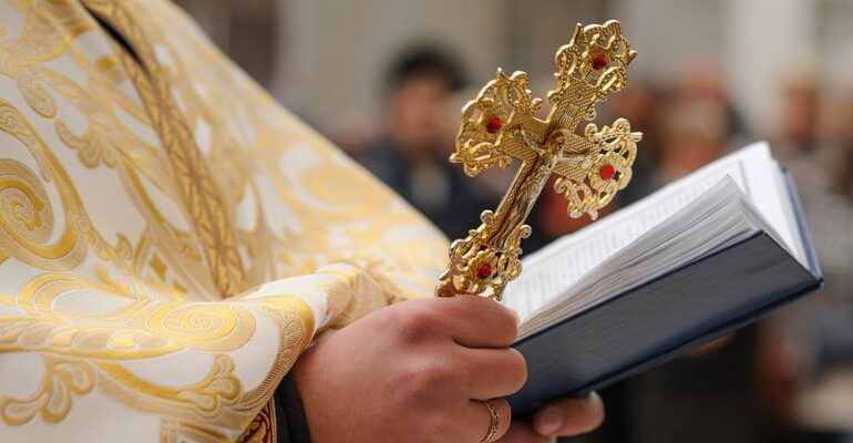 La religión católica  pierde peso en Latinoamérica tras 10 años de caída sostenida