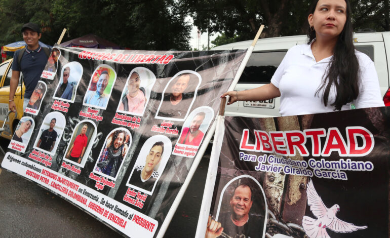 Españoles liberados por Venezuela, ya viajan a Europa