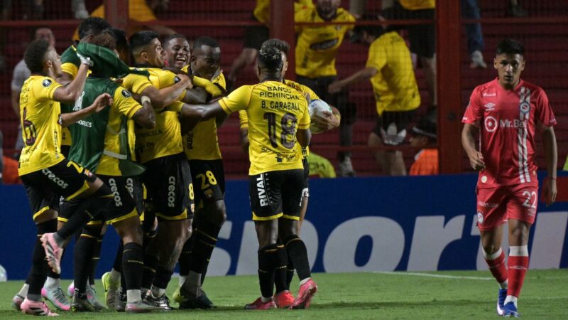 Barcelona SC. elimina a Argentinos Juniors en el Diego Armando Maradona