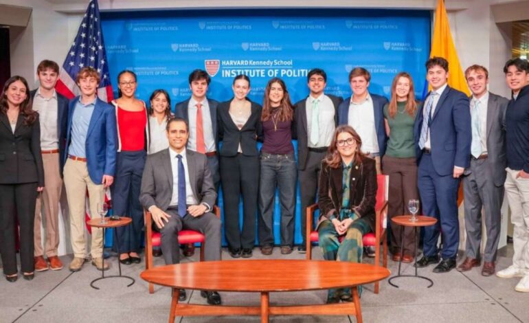 “Poner a la gente en el centro” fue el mensaje que defendió María José Pinto en Harvard