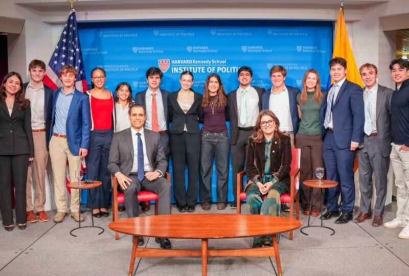 “Poner a la gente en el centro” fue el mensaje que defendió María José Pinto en Harvard