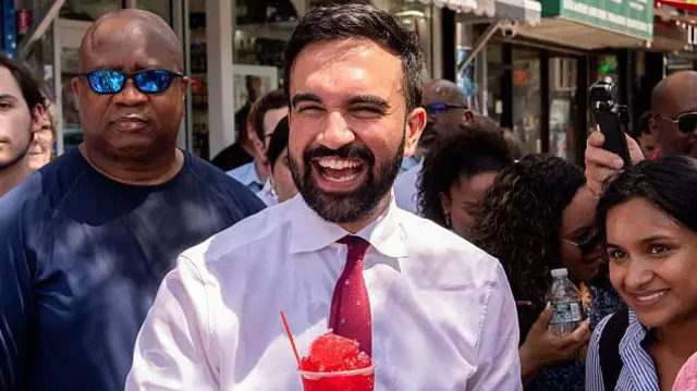 Se desata la furia contra el alcalde de Nueva York por el caso Epstein: “Qué vergüenza”