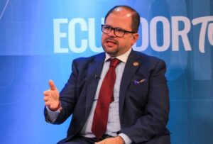 El toque de queda no se extenderá asegura el ministro John Reimberg