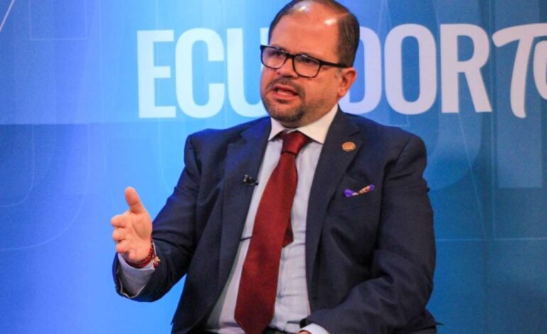 El toque de queda no se extenderá asegura el ministro John Reimberg