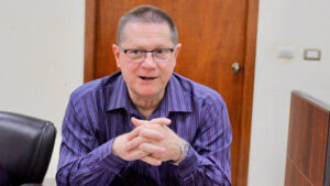 Ecuador declaró persona non grata al embajador de Cuba, Basilio Antonio Gutiérrez García, y dio 48 horas para que abandone el país