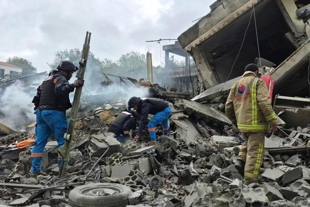 Irán recluta a niños desde los 12 años de edad para tareas de seguridad en la guerra