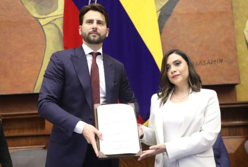 Mercedes Caicedo se posesiono com presidenta del Consejo de la Judicatura