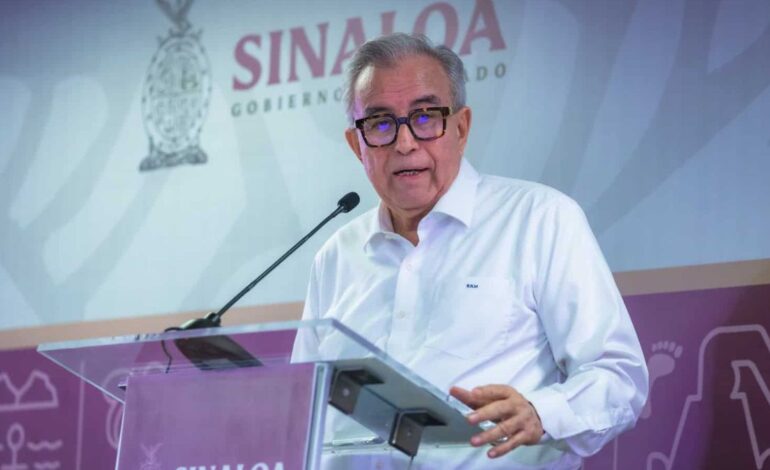  Rubén Rocha Moya, el veterano gobernador del violento Sinaloa acusado de narcotráfico por EE.UU.