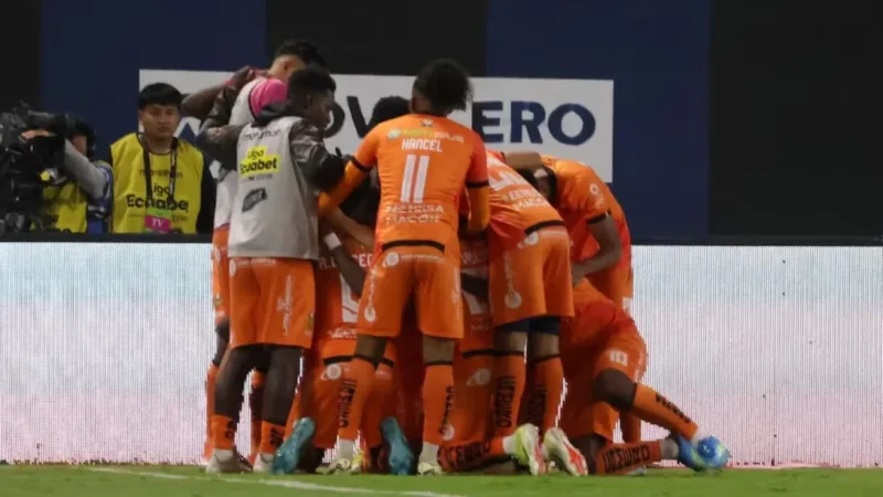 Batacazo para Independiente del Valle. Libertad le ganó en el Valle de los Sueños