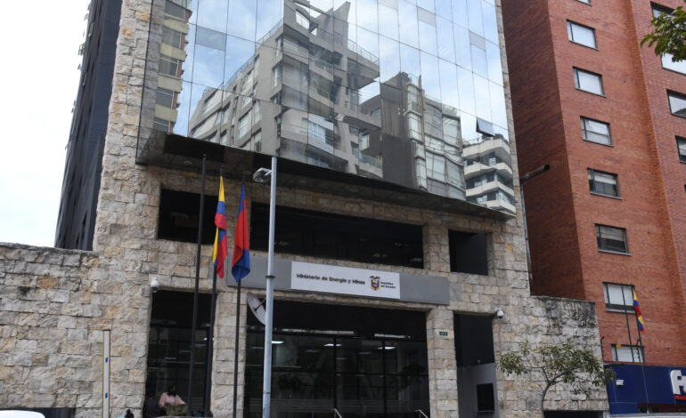  Ministerio de Ambiente y Energía: Los planes de mantenimiento se aplicaran una sola vez