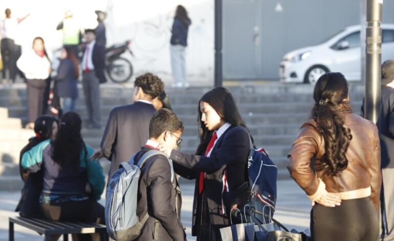 Ajuste en horario escolar como consecuencia  del toque de queda