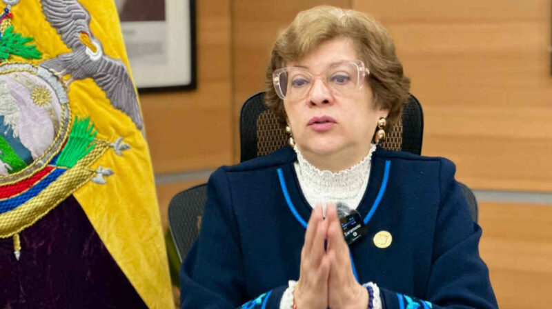 Ivonne Núñez, exministra de Trabajo fue suspendida de los derechos politicos