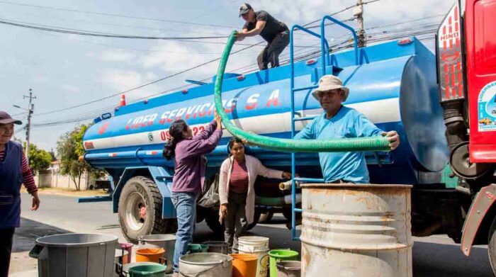  De a poco retorna el servicio de agua potable a las parroquias de Amaguaña, Conocoto, Alangasí y Guangopolo
