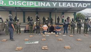 Militares incautan 200 kilos de coca que estaría ligado a Los Choneros