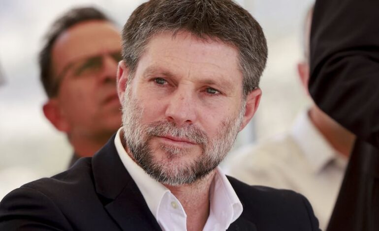 Francia prohíbe la entrada en el país del ministro de Finanzas israelí Bezalel Smotrich