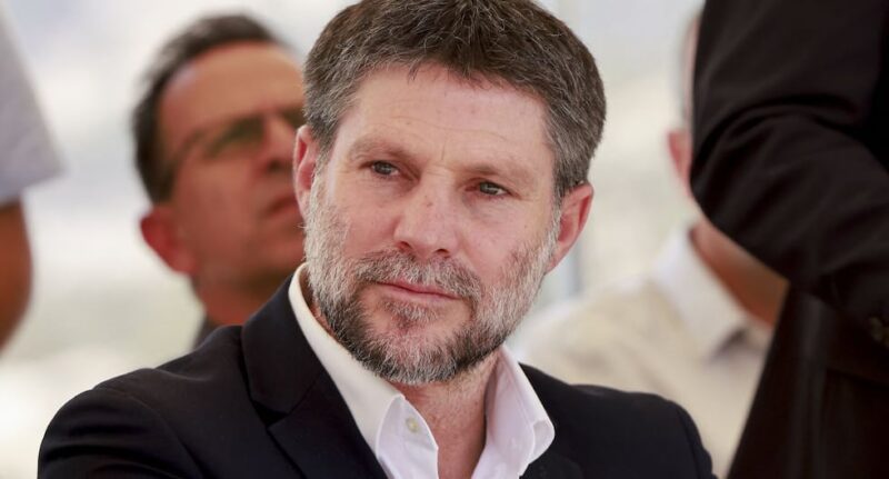 Francia prohíbe la entrada en el país del ministro de Finanzas israelí Bezalel Smotrich