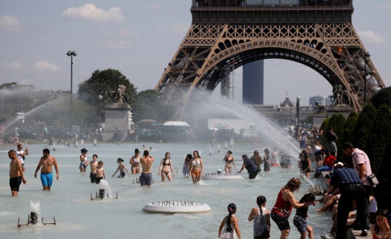 Ola de calor en Europa: Francia espera 43 °C, hay muertos y se activan alertas extremas