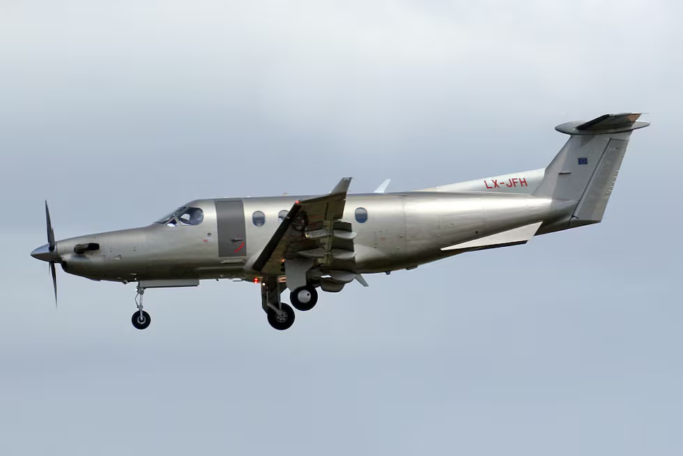 Francia: se estrella una avioneta usada en paracaidismo y mueren 11 personas