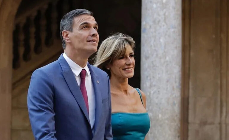 Un juez quita el pasaporte y envia a juicio a la esposa del presidente de gobierno español Begoña Gómez